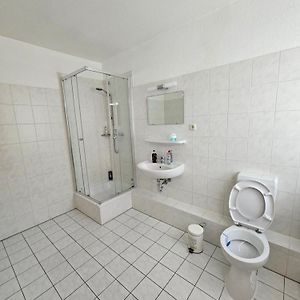 Private Bathroom Single Room